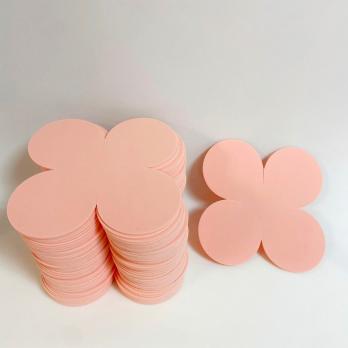 VR-FE2 40T20-S60X70-RNNB17532 CUT702 Di Salmone-Лосось Фоамиран. толщина 2мм. Вырубка Четырехлистник. 13х13см. TM Volpe Rosa